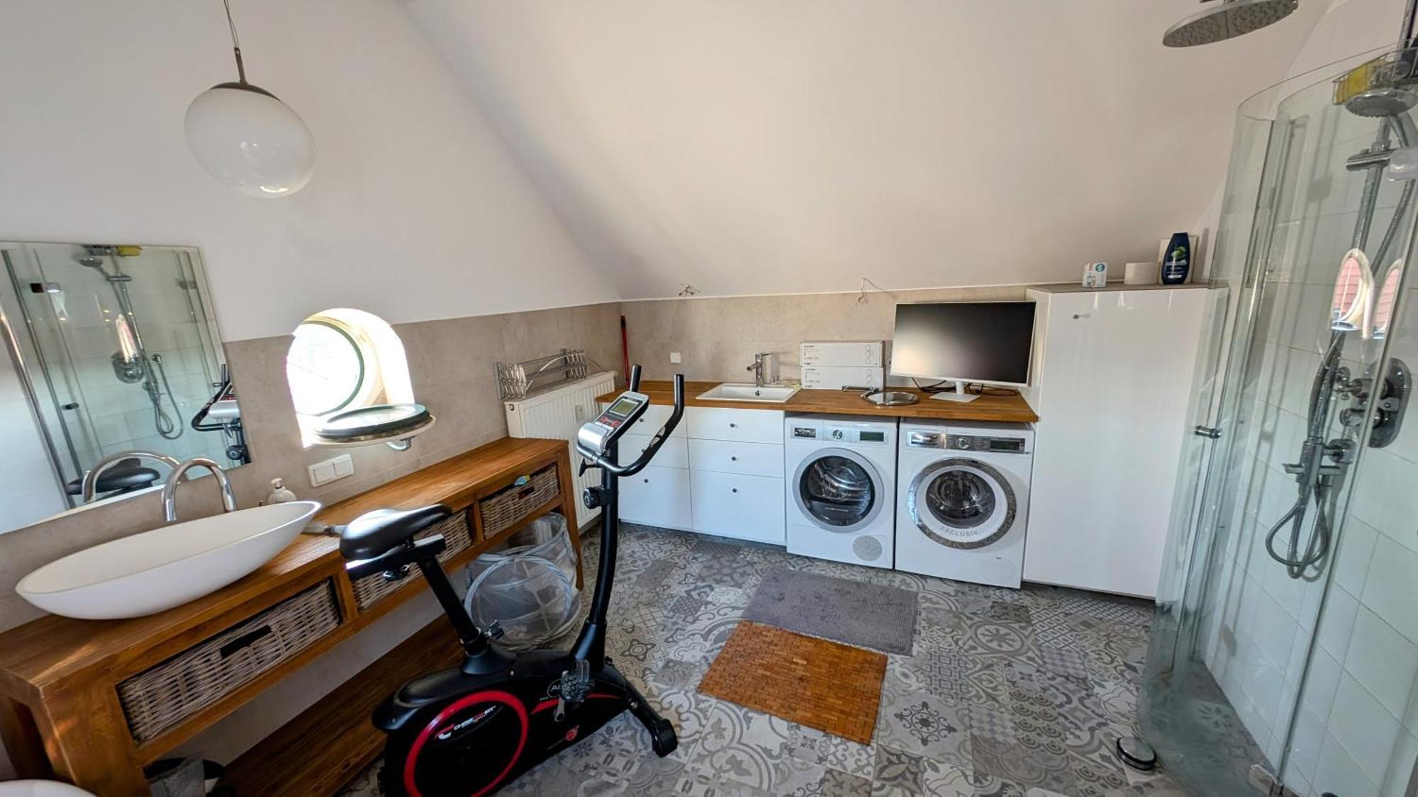 Grosszuegige Maisonette Ueber Dem Leipziger Zentrum Eksteriør billede